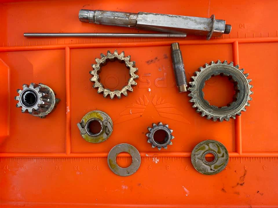 Before and after on the main gears…